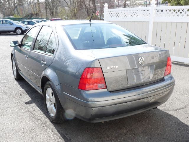 2003 Volkswagen Jetta Quad Cab 4x2 Shortbox XLT