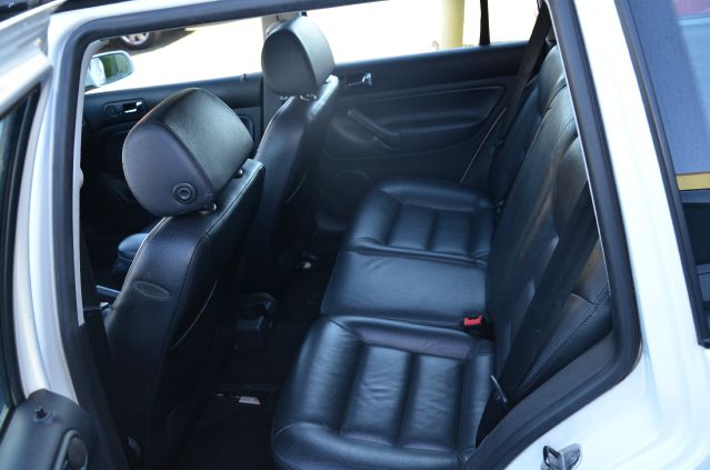 2003 Volkswagen Jetta 2007 Mazda Mazda3 S Sport