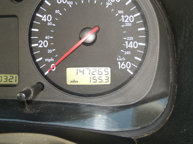 2003 Volkswagen Jetta I-4 Manual