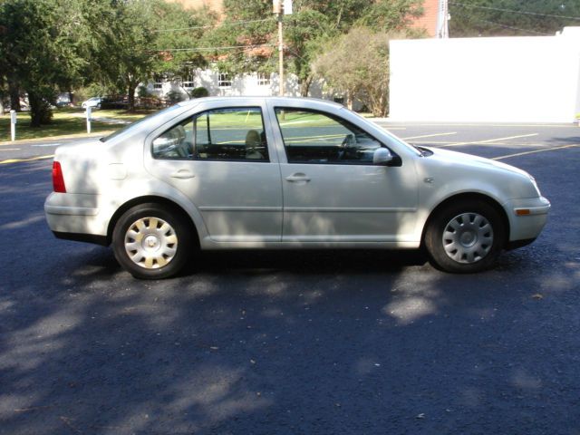 2003 Volkswagen Jetta I-4 Manual