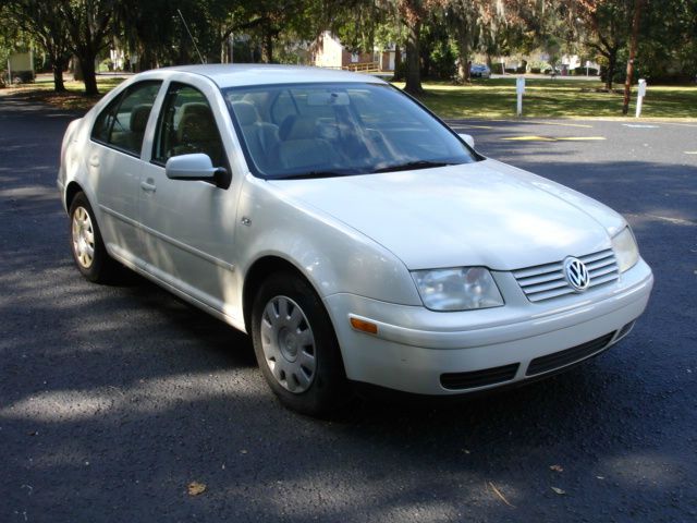 2003 Volkswagen Jetta I-4 Manual