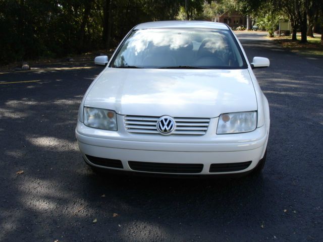 2003 Volkswagen Jetta I-4 Manual