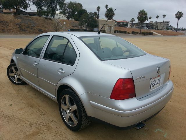 2003 Volkswagen Jetta 5.0L