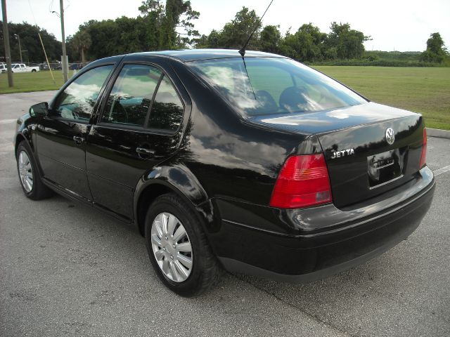 2003 Volkswagen Jetta I-4 Manual