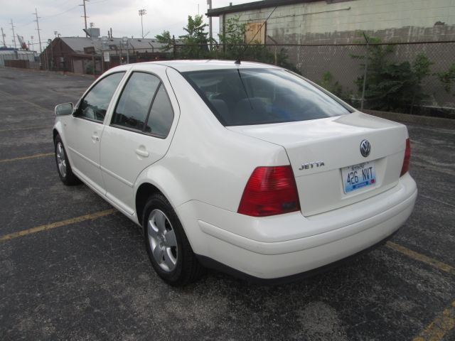 2003 Volkswagen Jetta Quad Cab 4x2 Shortbox XLT