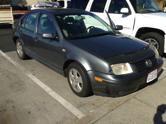 2003 Volkswagen Jetta Quad Cab 4x2 Shortbox XLT