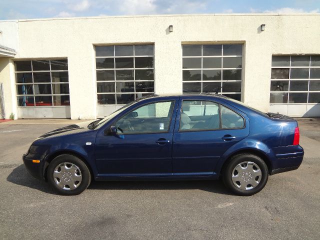 2003 Volkswagen Jetta I-4 Manual