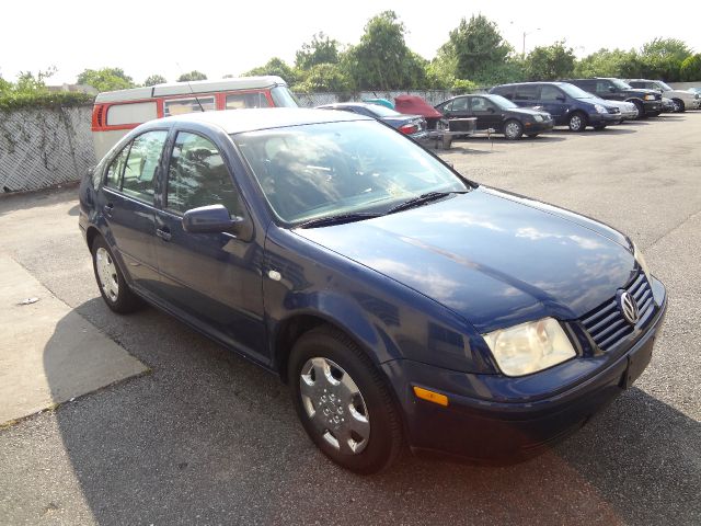 2003 Volkswagen Jetta I-4 Manual