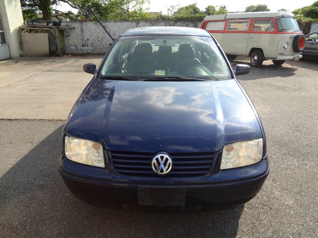 2003 Volkswagen Jetta I-4 Manual