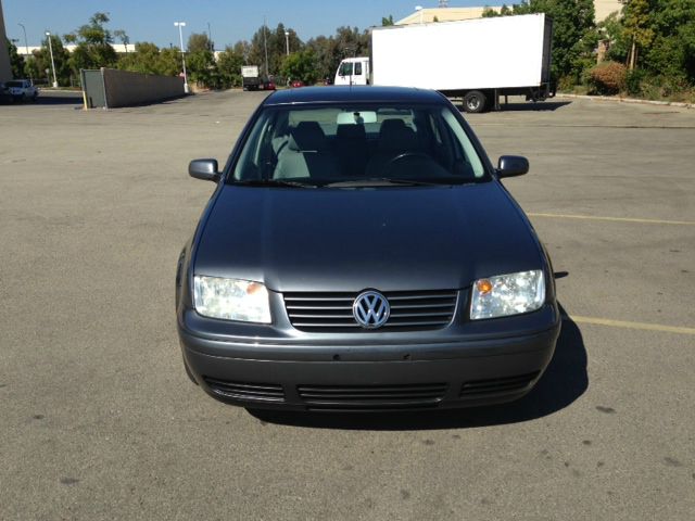 2003 Volkswagen Jetta 4dr 112 WB AWD