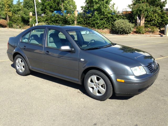 2003 Volkswagen Jetta 4dr 112 WB AWD