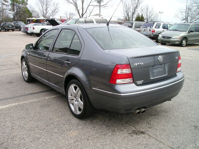 2004 Volkswagen Jetta King Cab 4WD