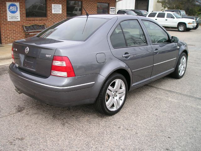 2004 Volkswagen Jetta King Cab 4WD