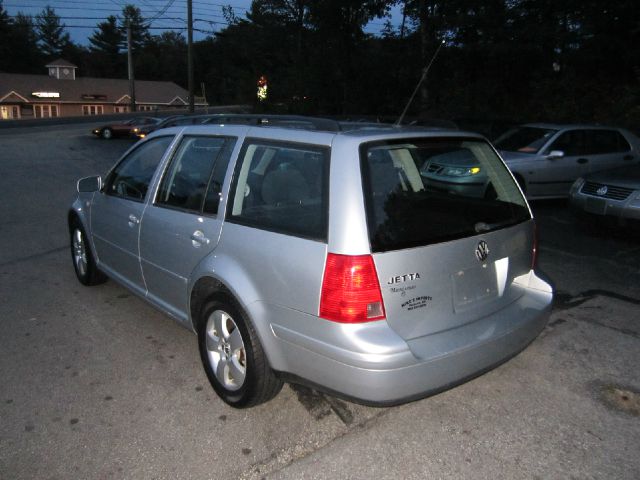 2004 Volkswagen Jetta Quad Cab 4x2 Shortbox XLT