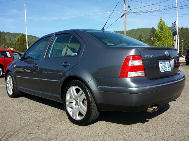 2004 Volkswagen Jetta King Cab 4WD