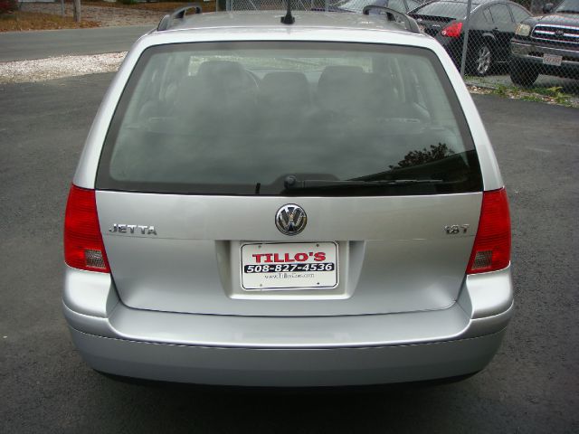 2004 Volkswagen Jetta King Cab 4WD