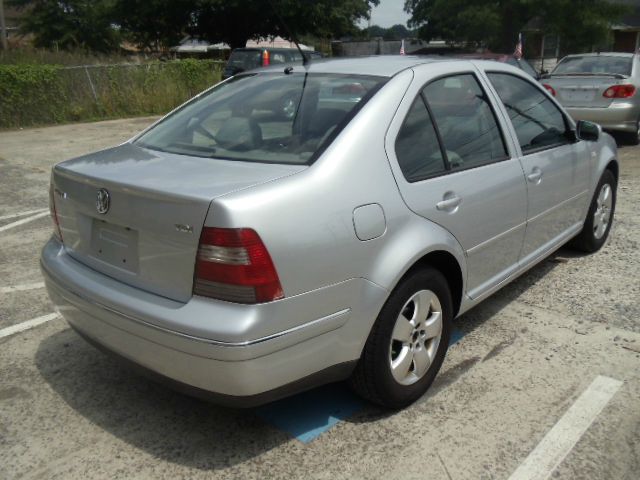 2004 Volkswagen Jetta 2WD CREW CAB 169 ST