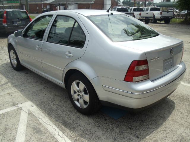 2004 Volkswagen Jetta 2WD CREW CAB 169 ST