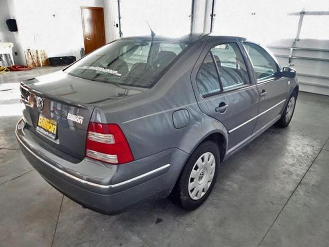 2004 Volkswagen Jetta S Sedan