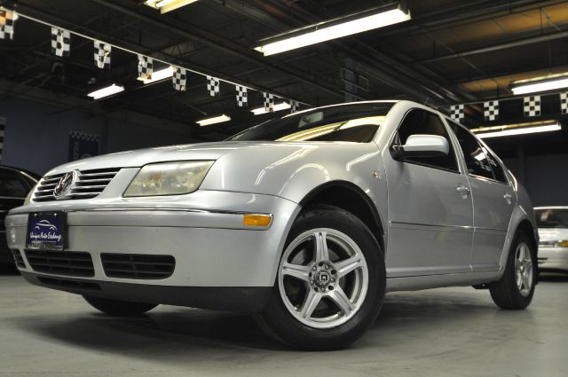 2004 Volkswagen Jetta 3.8L V6 3.8 Grand Touring