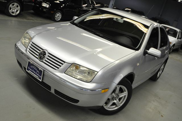 2004 Volkswagen Jetta 3.8L V6 3.8 Grand Touring