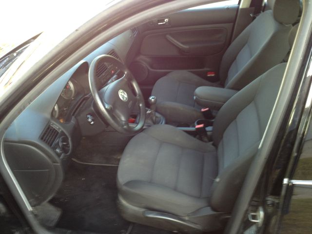 2004 Volkswagen Jetta 2WD CREW CAB 169 ST