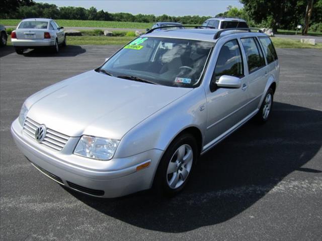 2004 Volkswagen Jetta FWD 4dr Sport