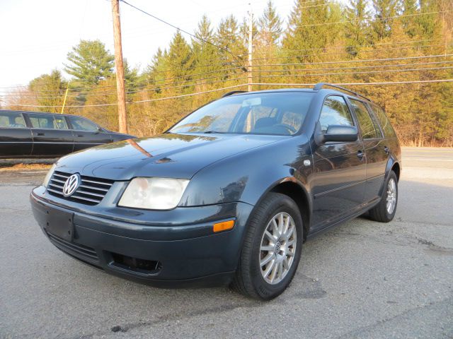 2004 Volkswagen Jetta 4dr 112 WB AWD
