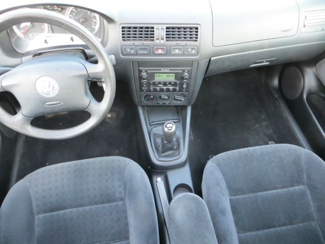 2004 Volkswagen Jetta 4dr 112 WB AWD