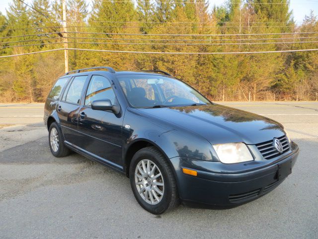 2004 Volkswagen Jetta 4dr 112 WB AWD