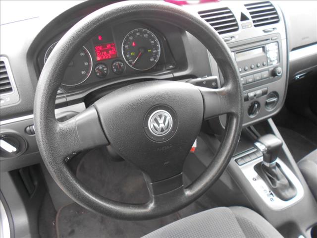 2005 Volkswagen Jetta Touring PKG RES W/nav