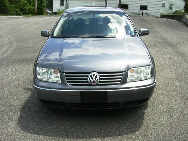 2005 Volkswagen Jetta EXV6 AT Leather