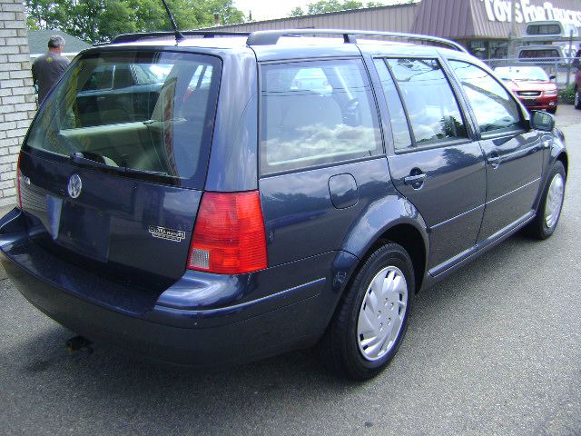 2005 Volkswagen Jetta I-4 Manual