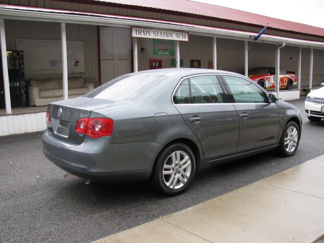 2005 Volkswagen Jetta CD With MP3
