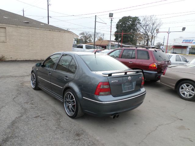 2005 Volkswagen Jetta Ml500 4matic 4dr 5.0L AWD SUV