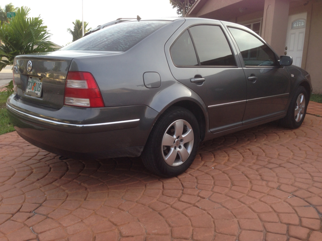 2005 Volkswagen Jetta EXV6 AT Leather