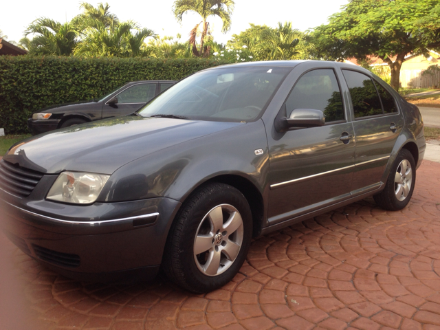 2005 Volkswagen Jetta EXV6 AT Leather