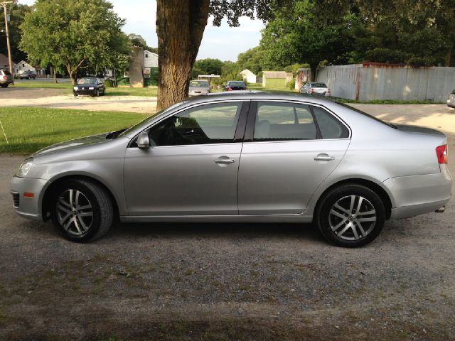 2005 Volkswagen Jetta 530i Sport Package