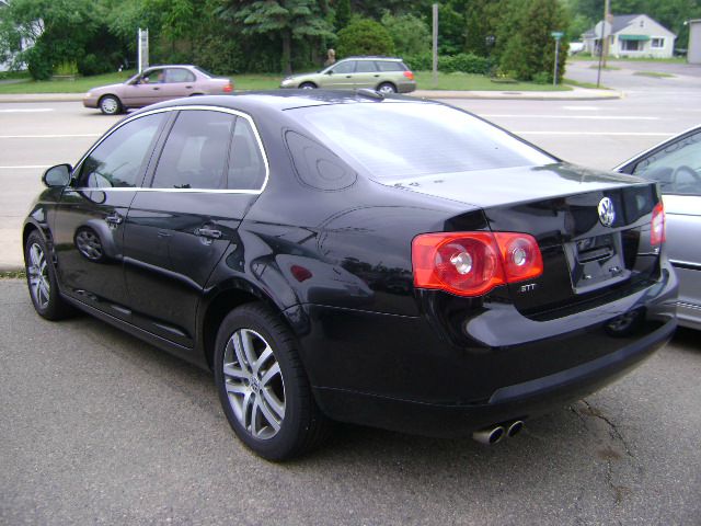2005 Volkswagen Jetta 4dr 2.9L Twin Turbo AWD SUV