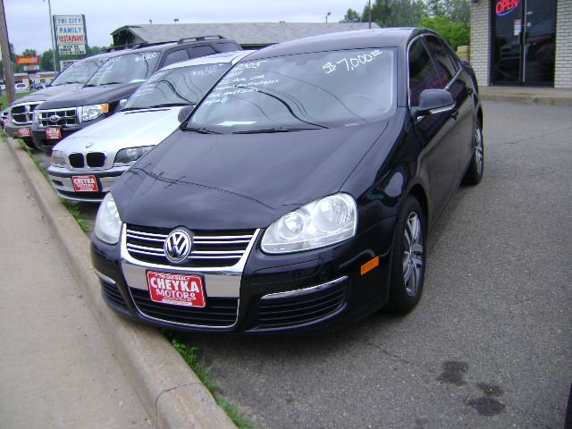 2005 Volkswagen Jetta 4dr 2.9L Twin Turbo AWD SUV