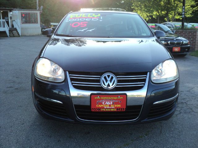 2005 Volkswagen Jetta Reg Cab 135.5 WB 4WD DRW