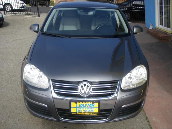 2005 Volkswagen Jetta Unknown