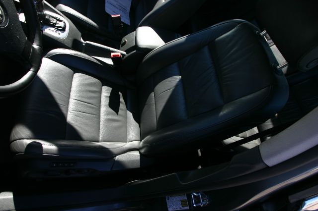 2005 Volkswagen Jetta Reg Cab 135.5 WB 4WD DRW