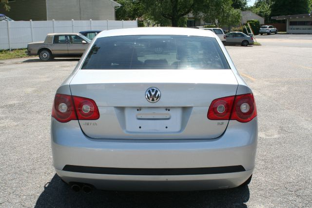 2005 Volkswagen Jetta Limited Wagon