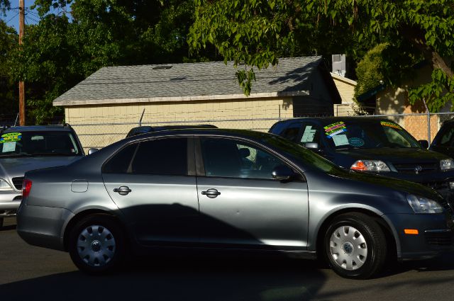 2005 Volkswagen Jetta 4dr 2.9L Twin Turbo AWD SUV