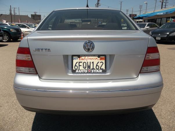 2005 Volkswagen Jetta Unknown