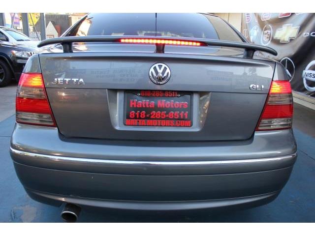2005 Volkswagen Jetta Ml500 4matic 4dr 5.0L AWD SUV