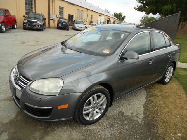 2005 Volkswagen Jetta CD With MP3