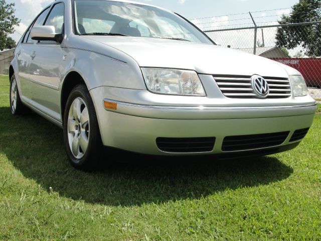 2005 Volkswagen Jetta EXV6 AT Leather