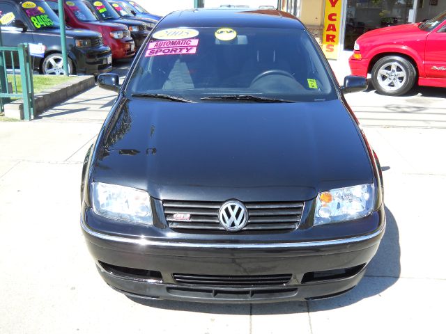 2005 Volkswagen Jetta Ml500 4matic 4dr 5.0L AWD SUV